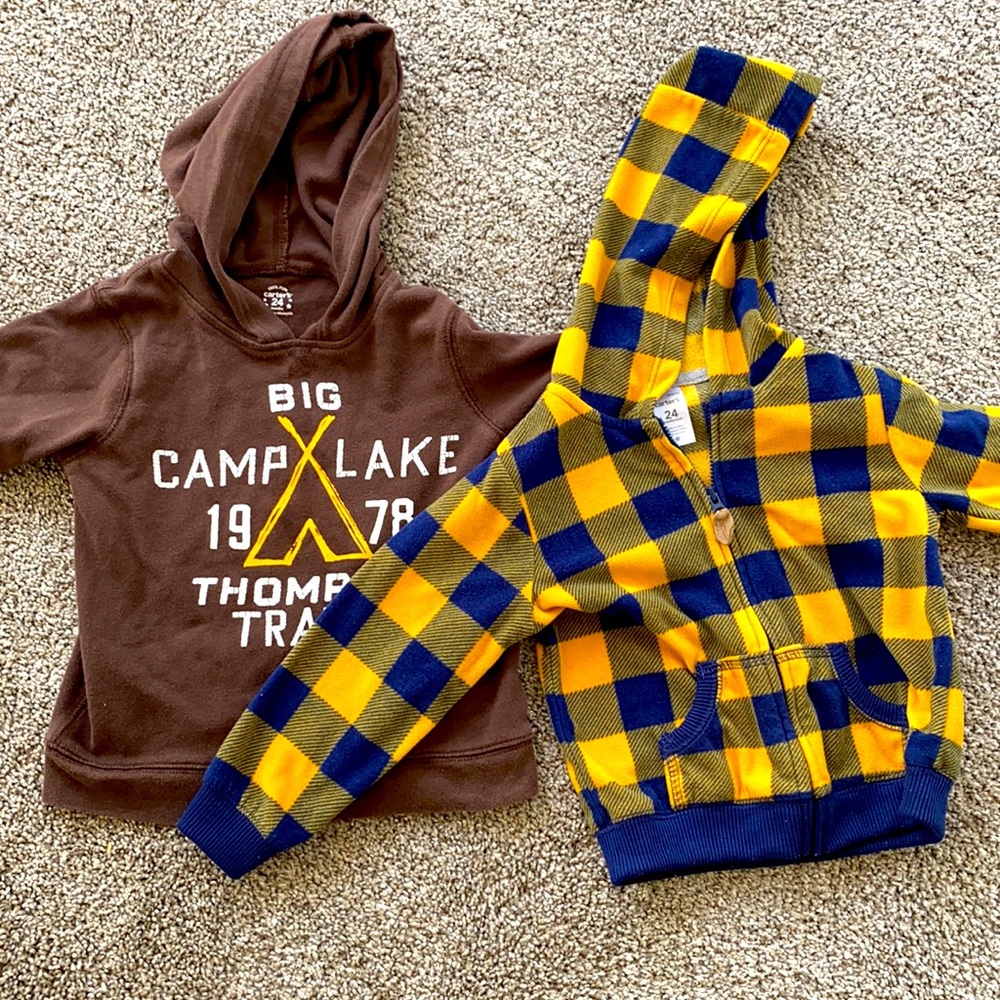 Lot of 2 Carter’s 24 mos Hooded Tops